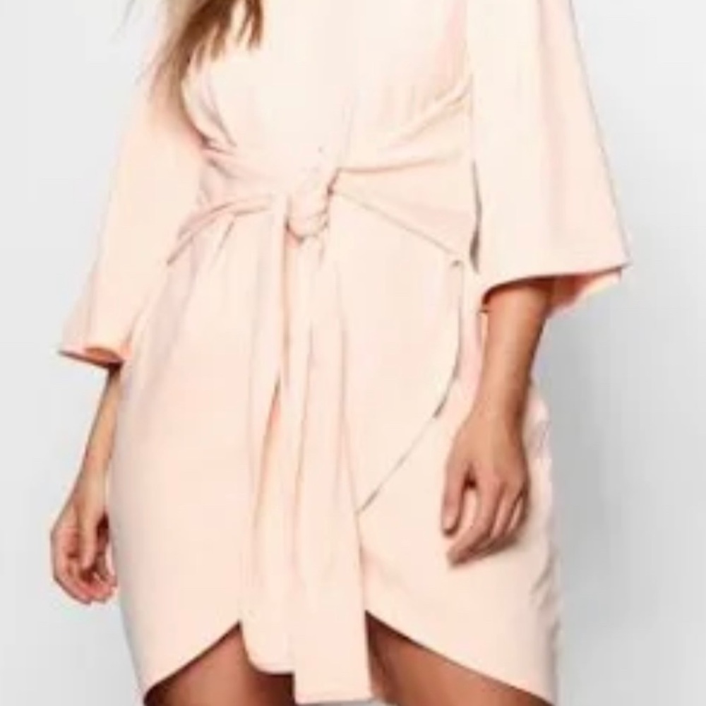 Plus Kimono Sleeve Tie Waist Wrap Dress